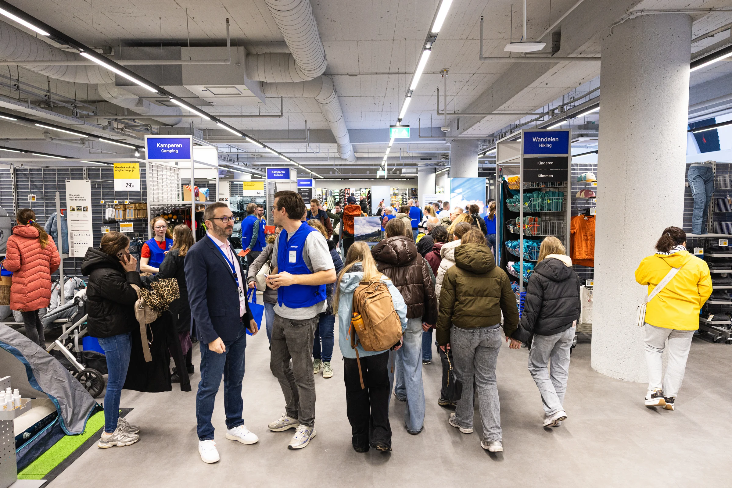 Decathlon · 14