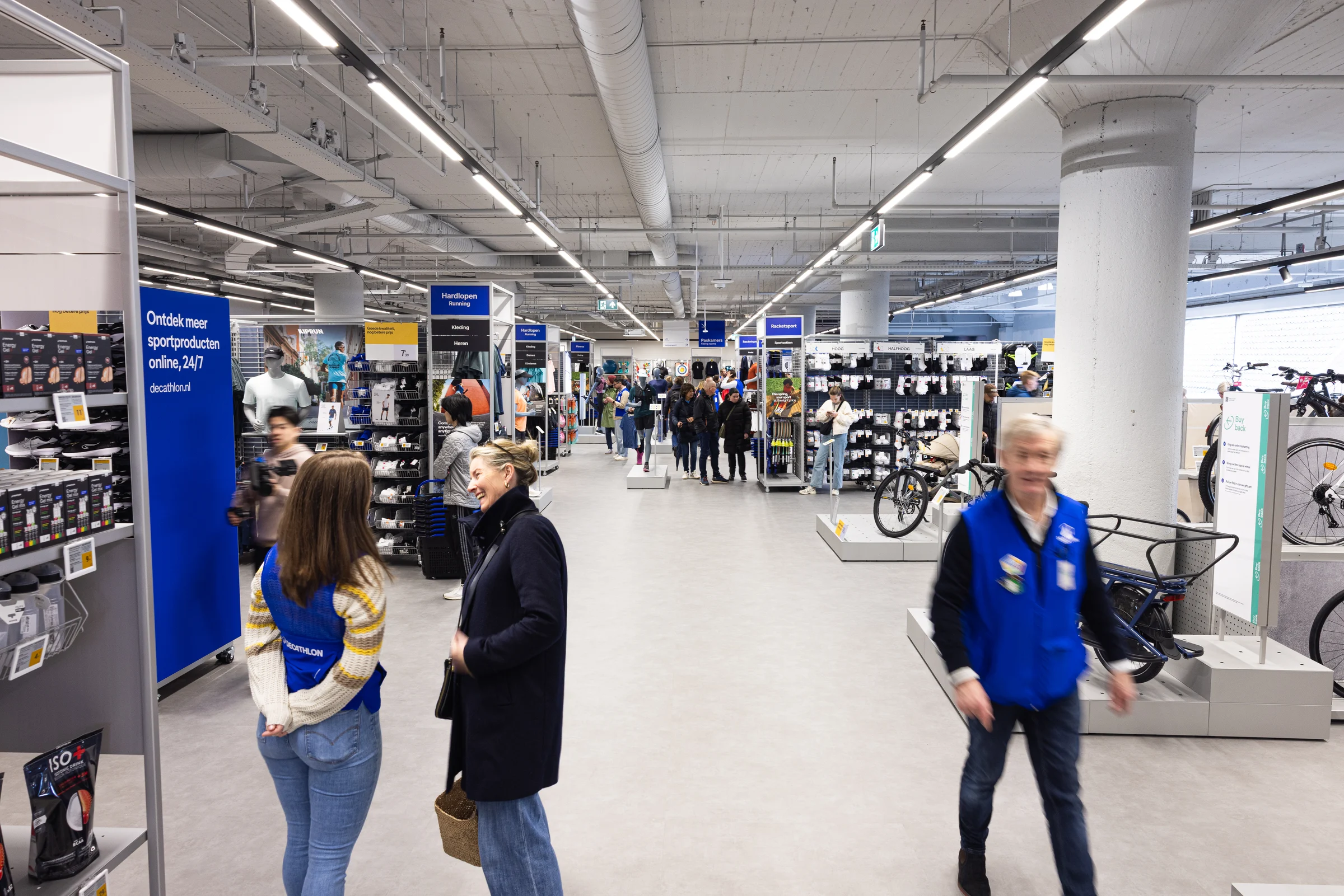 Decathlon · 26